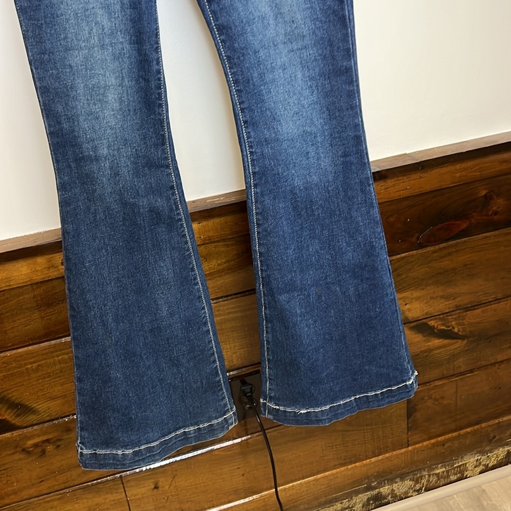 Amazon Women's High-Waist Paperbag Flare Jeans - Dark Blue - Picture 3 of 8